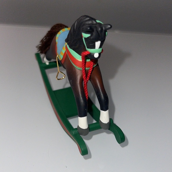 Vintage Hallmark Collector's Series Rocking Horse Ornament 1994 - Picture 4 of 5